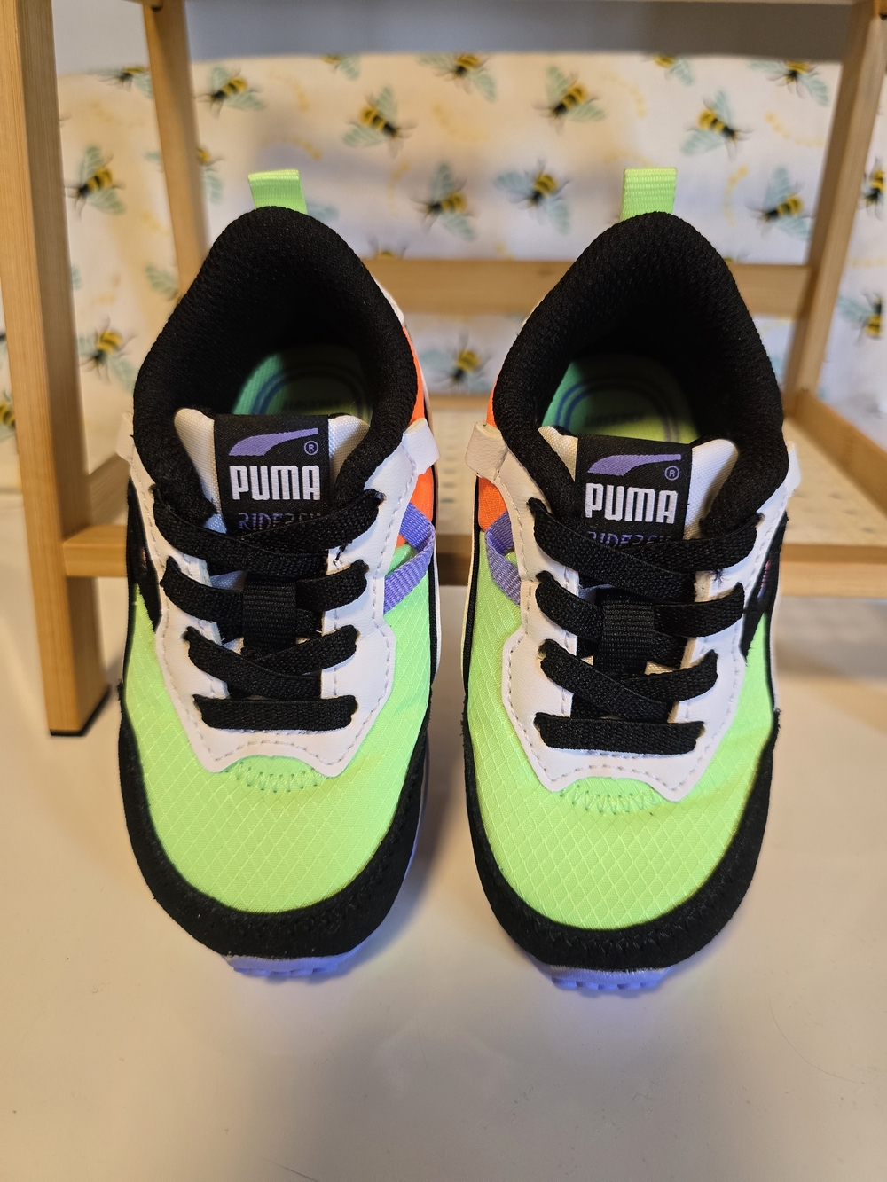✨️NEW✨️ - Puma Baby Neon Green & Black Runner Sneakers